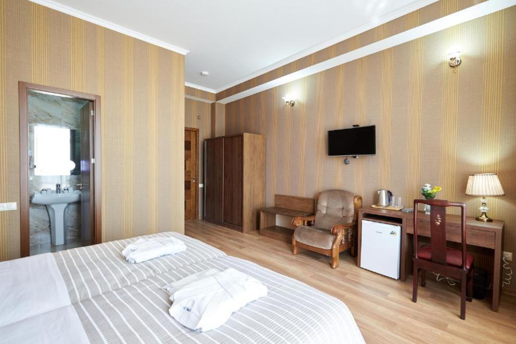 Hotel Antique Tbilissi Extérieur photo